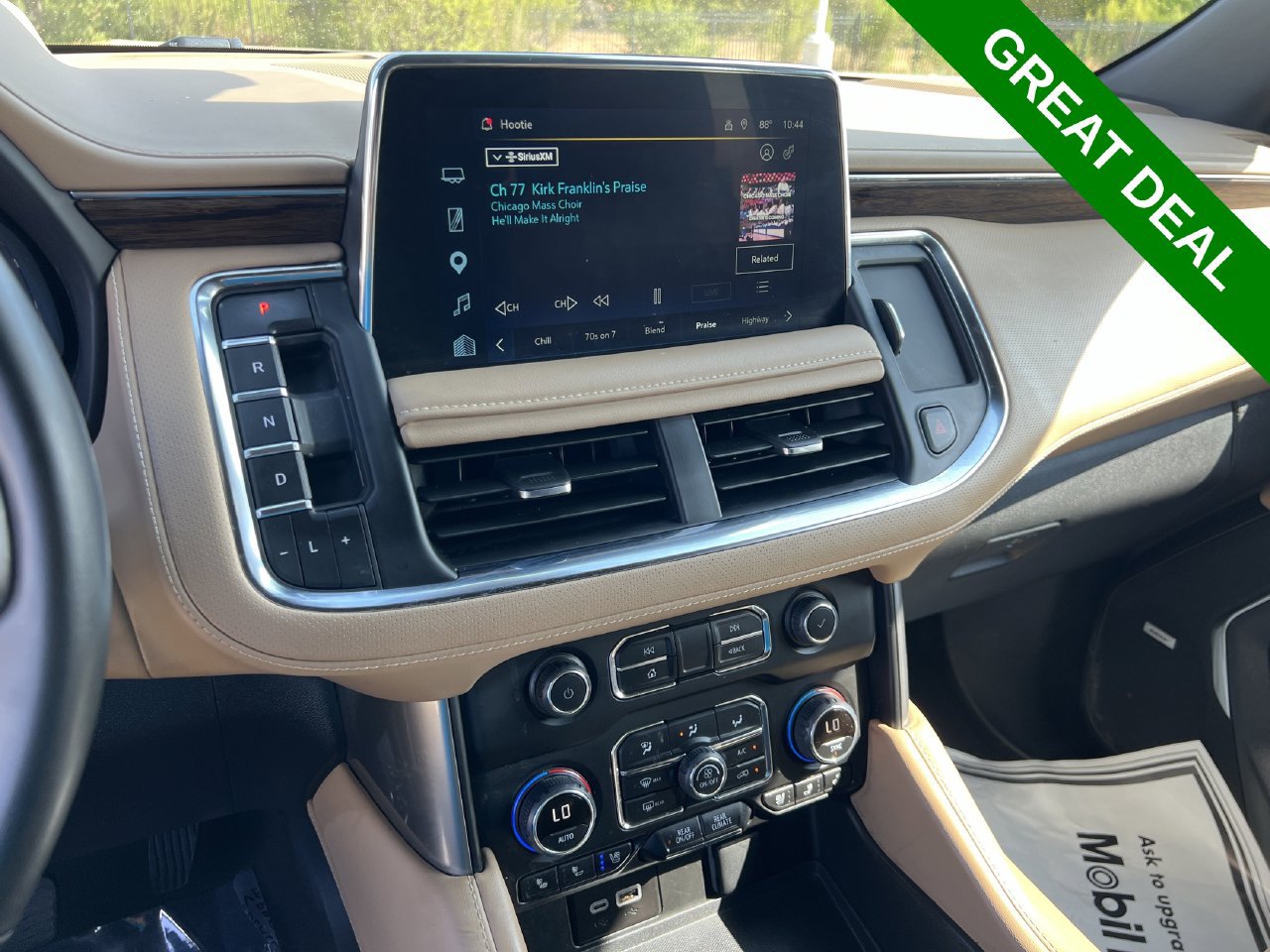 Used 2024 Chevrolet Tahoe Premier AWD/4WD image 19