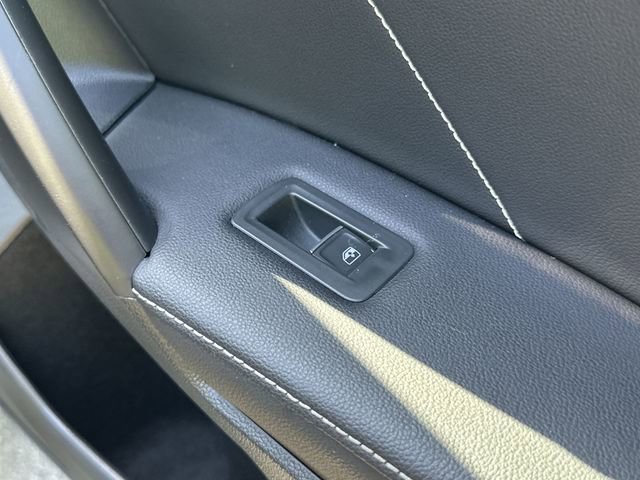 Certified 2023 Volkswagen Tiguan SE image 32