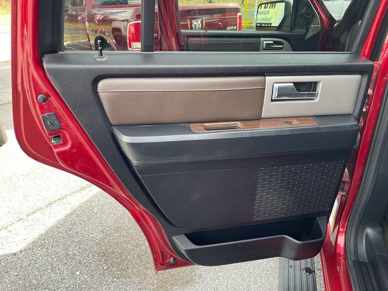 Used 2017 Ford Expedition King Ranch image 27