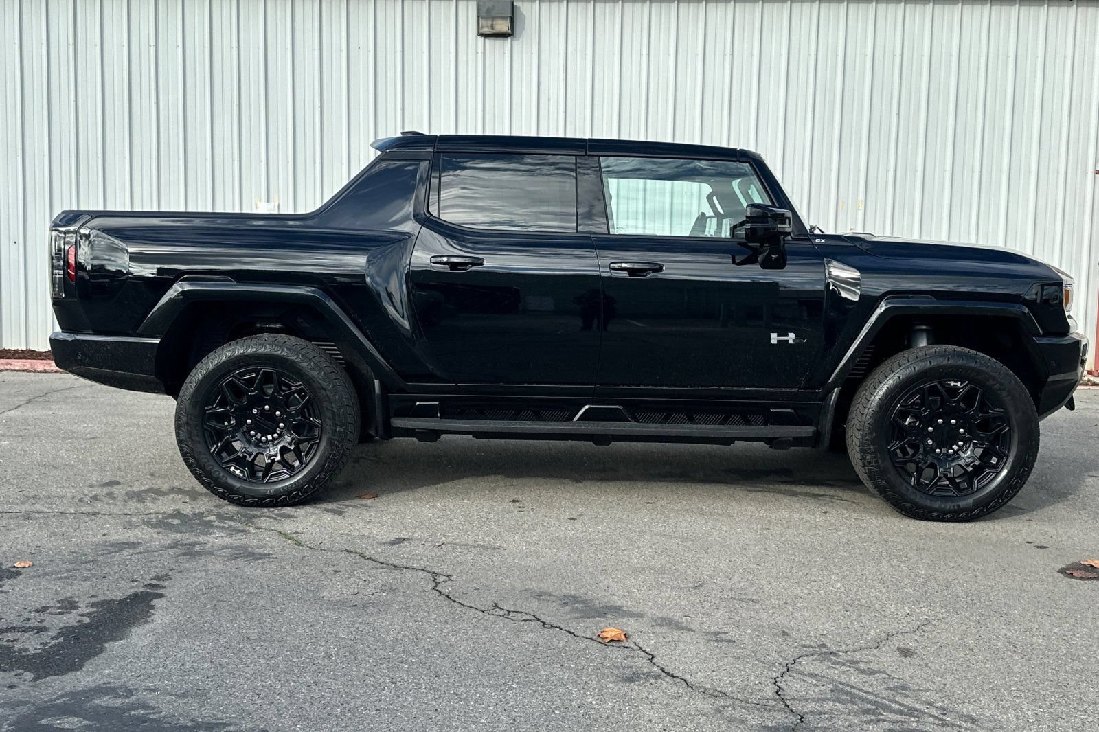New 2025 GMC Hummer EV 2X AWD/4WD image 9