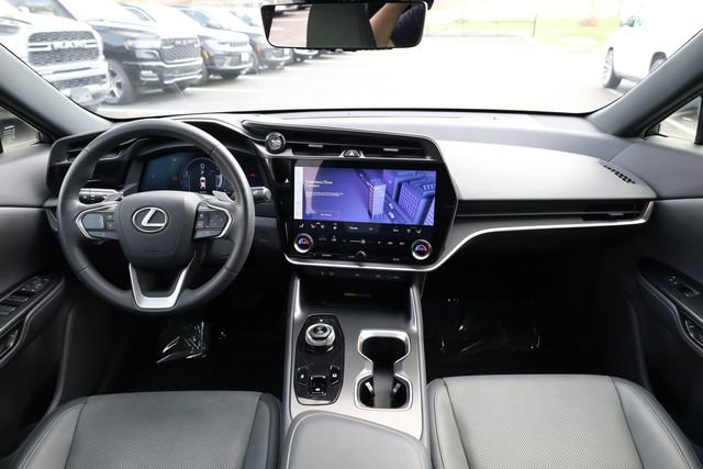 Used 2023 Lexus RZ 450e Premium w/ Technology Package image 13