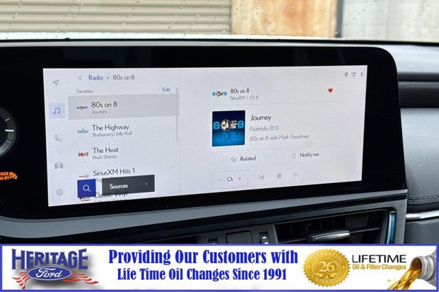 Used 2025 Lexus ES 300h w/ Premium Package image 28