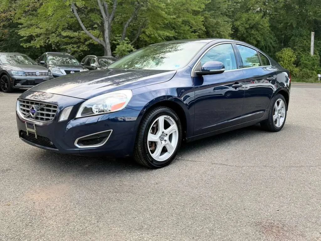 Used 2013 Volvo S60 T5 AWD/4WD image 3