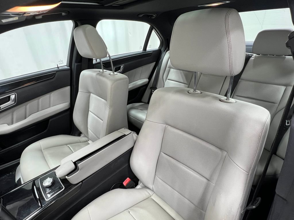 Used 2013 Mercedes-Benz E 350 4MATIC Sedan image 14