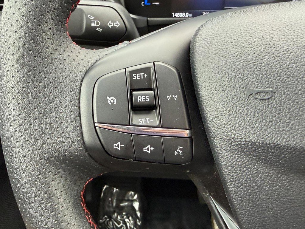 Used 2025 Ford Escape ST-Line AWD/4WD image 19