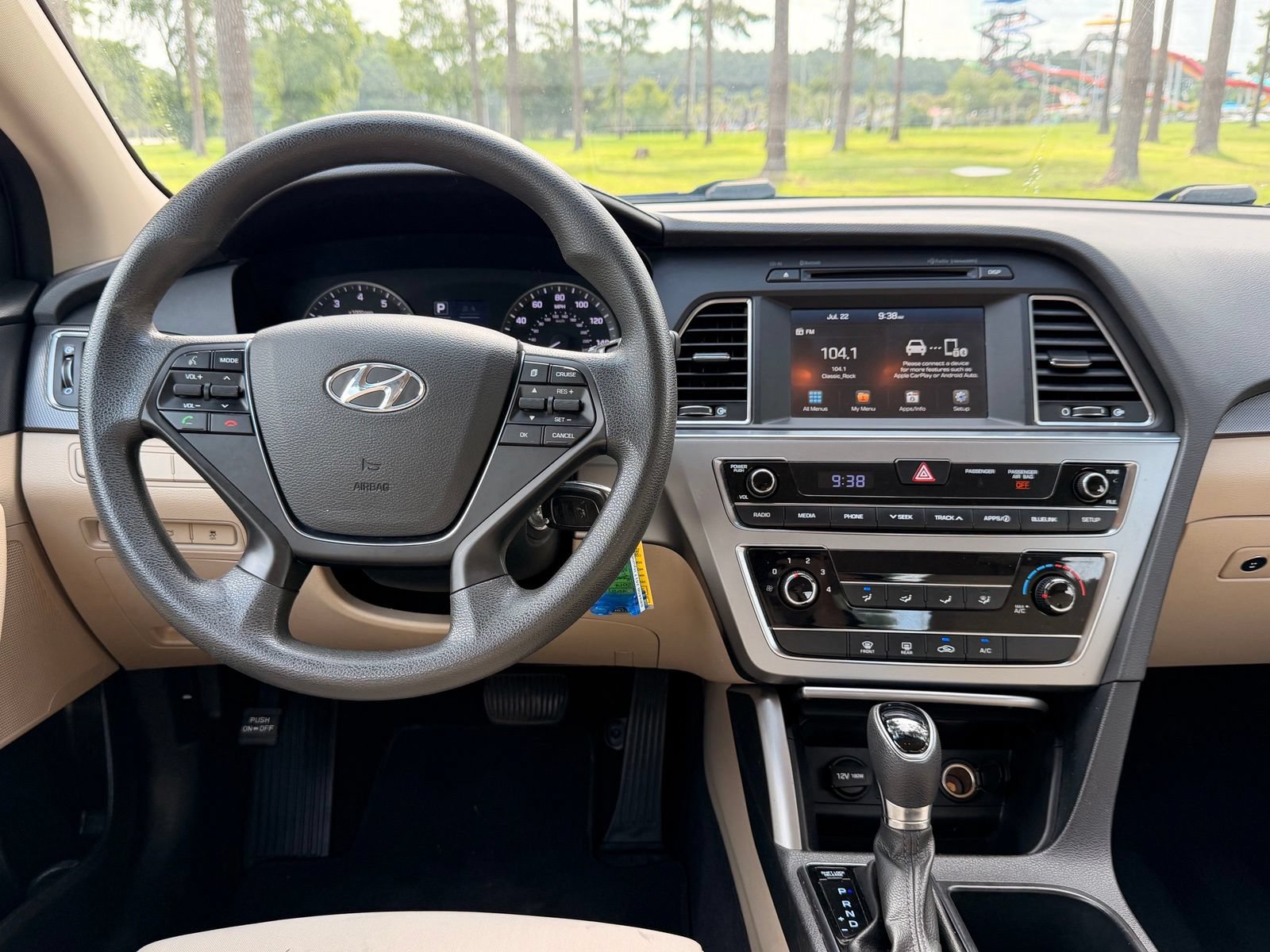 Used 2017 Hyundai Sonata Sport FWD image 3