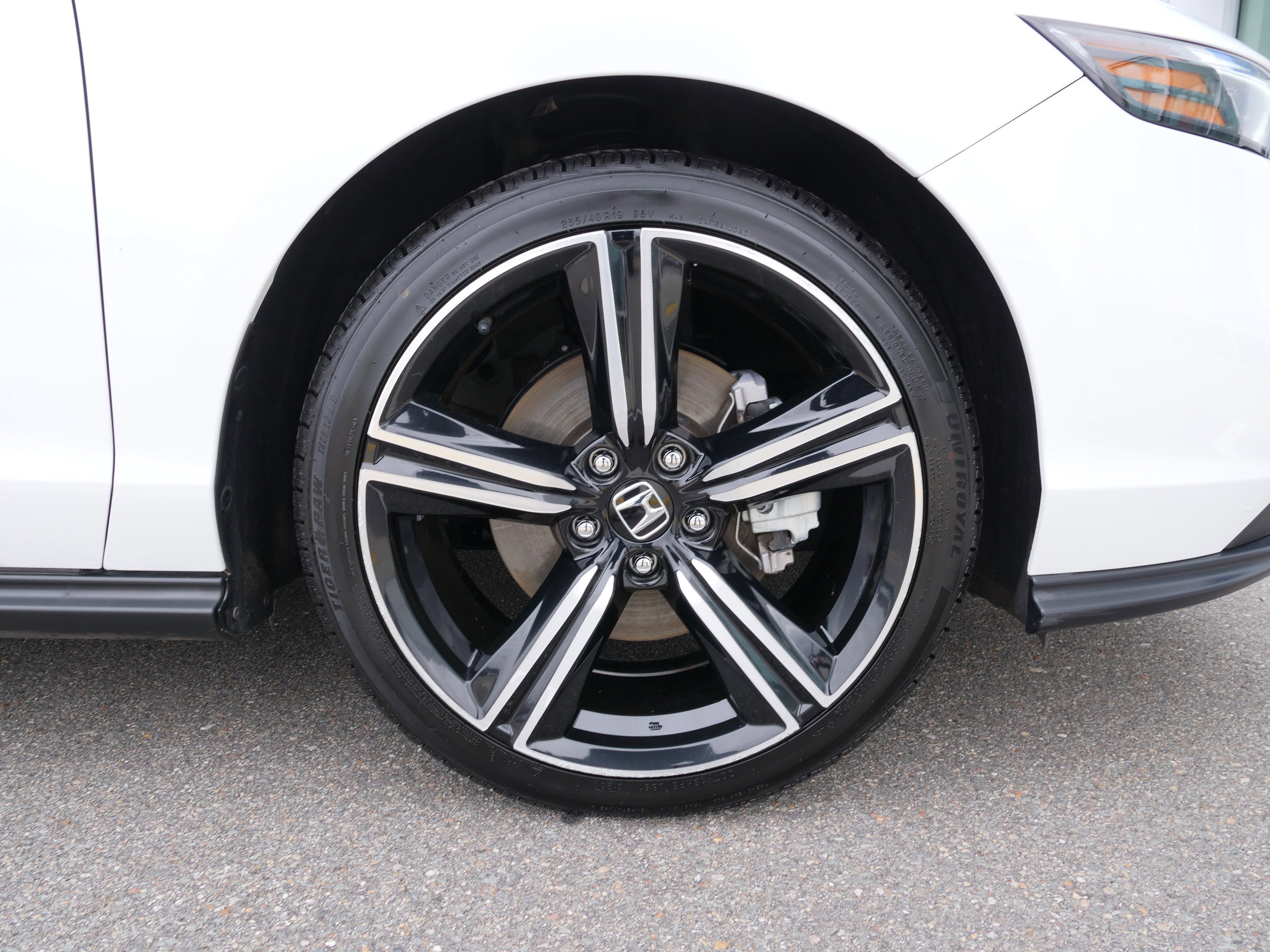 Used 2024 Honda Accord Sport image 10