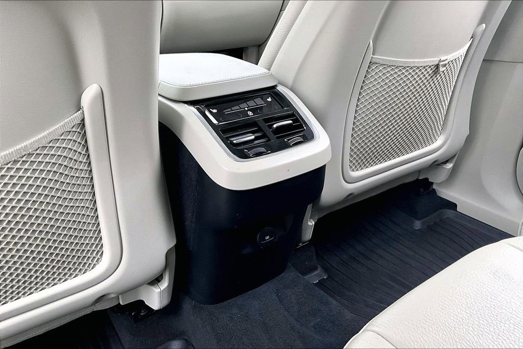 Used 2023 Volvo XC90 B5 Core w/ Climate Package image 31