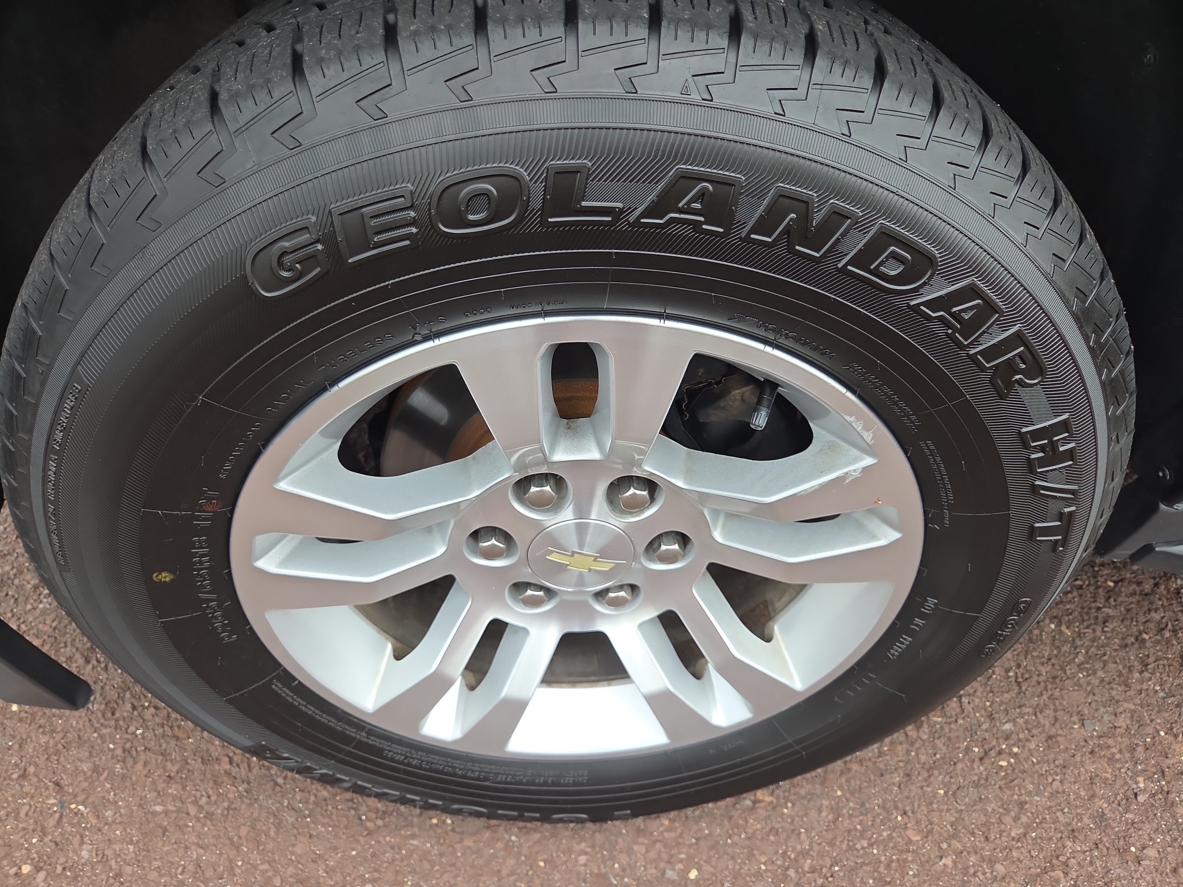 Used 2019 Chevrolet Suburban LT AWD/4WD image 12