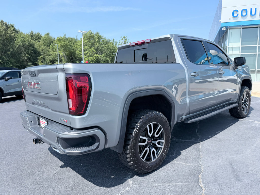 Used 2025 GMC Sierra 1500 AT4 w/ AT4 Premium Package AWD/4WD image 5