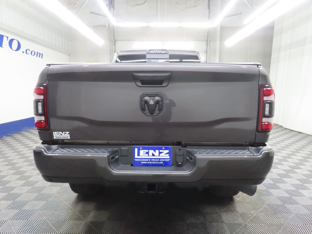 Used 2024 RAM 2500 Big Horn w/ Night Edition AWD/4WD image 29