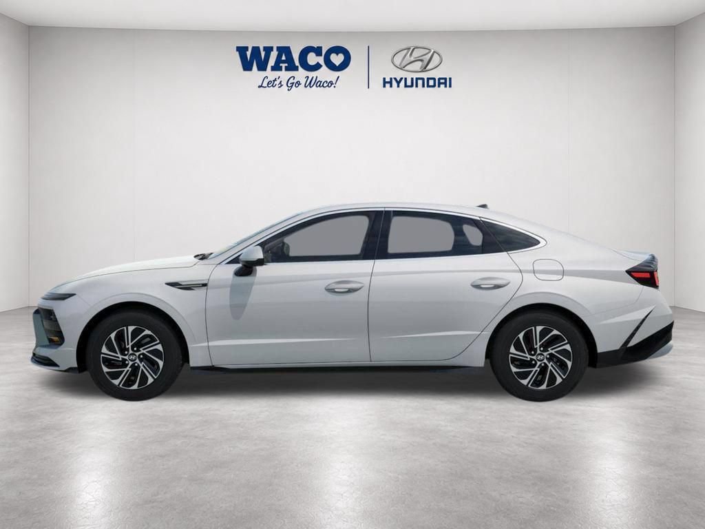 Used 2026 Hyundai Sonata Blue FWD image 4