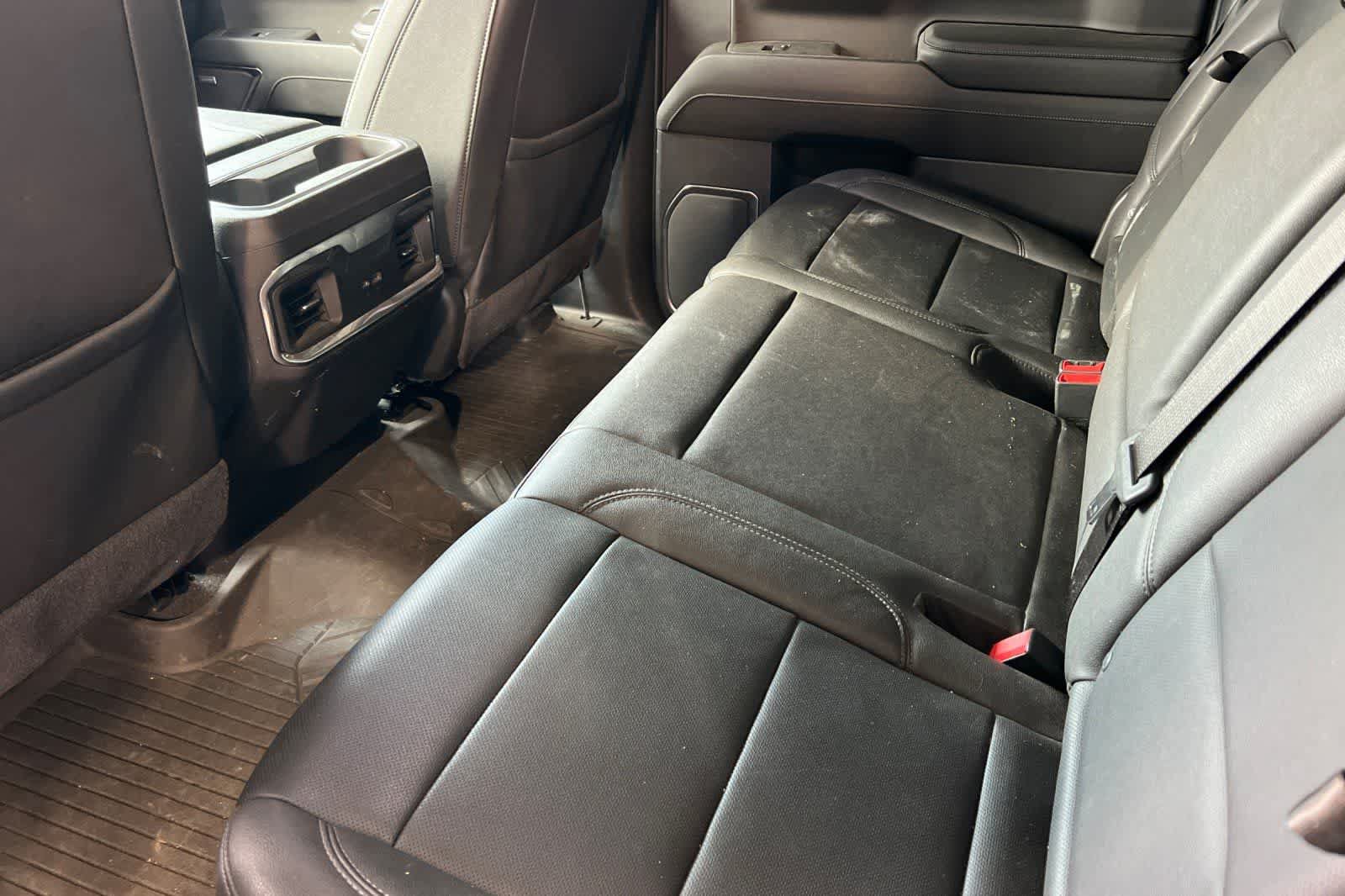Used 2022 Chevrolet Silverado 1500 LTZ AWD/4WD image 5