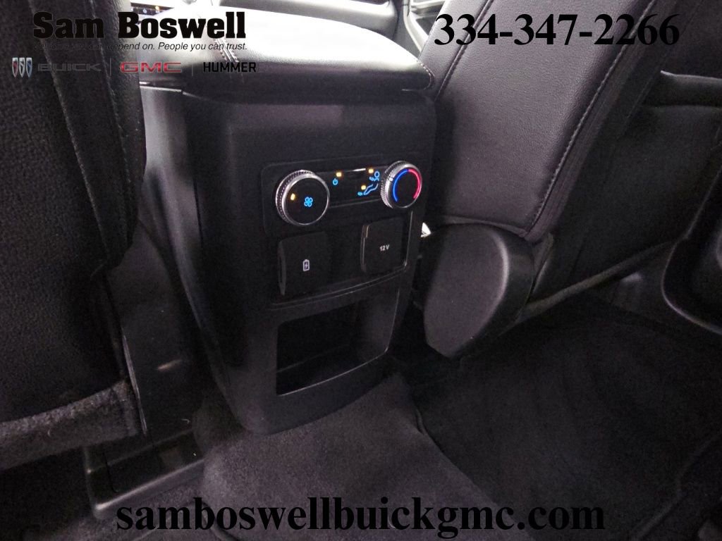 Used 2021 Ford Explorer XLT w/ Equipment Group 202A AWD/4WD image 32