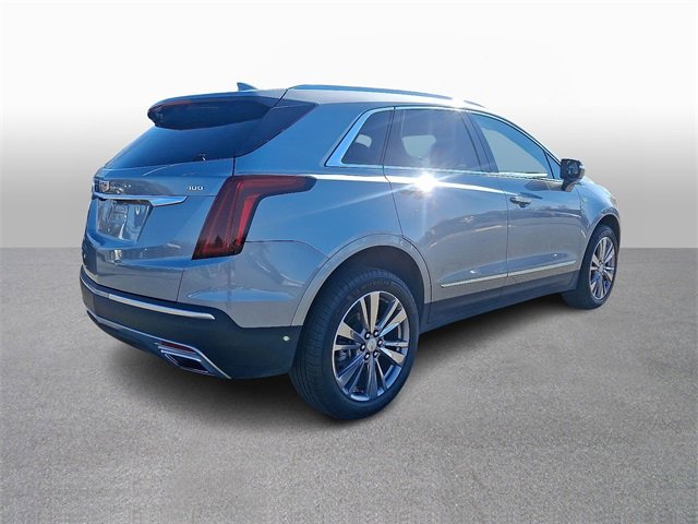 Used 2025 Cadillac XT5 Premium Luxury image 4
