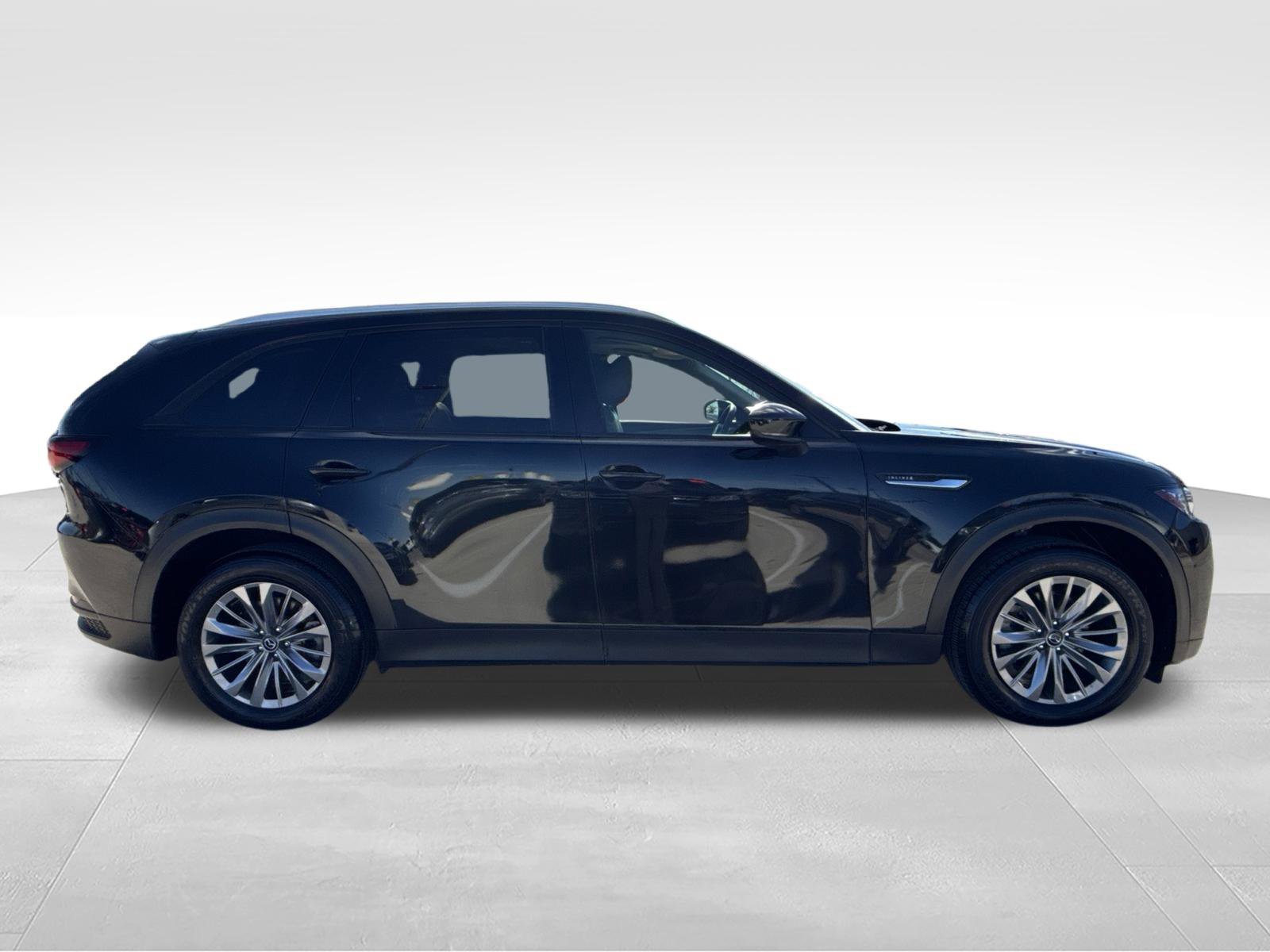 Certified 2025 MAZDA CX-90 3.3 Turbo w/ Preferred Package AWD/4WD image 4
