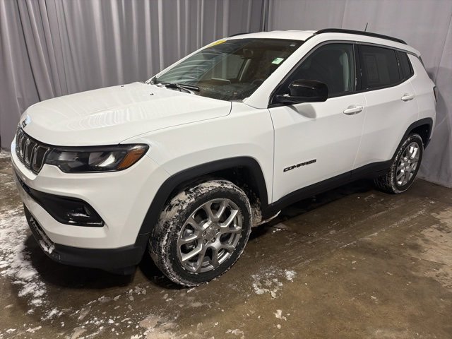 Used 2022 Jeep Compass Latitude image 4