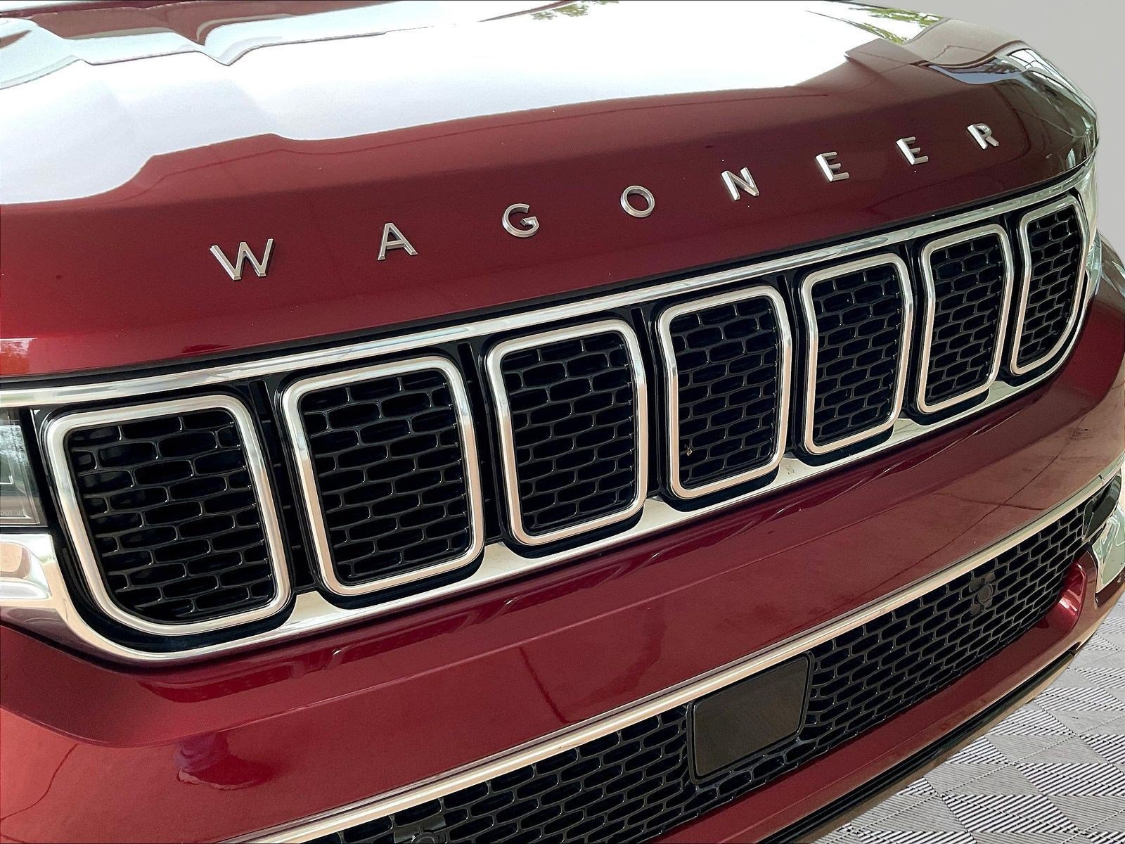 Used 2024 Jeep Wagoneer 4WD w/ Premium Group I image 34