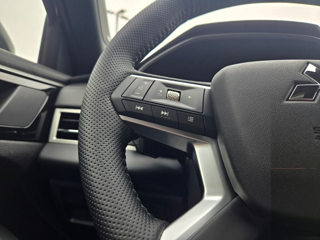 New 2026 Mitsubishi Outlander LE AWD/4WD image 23