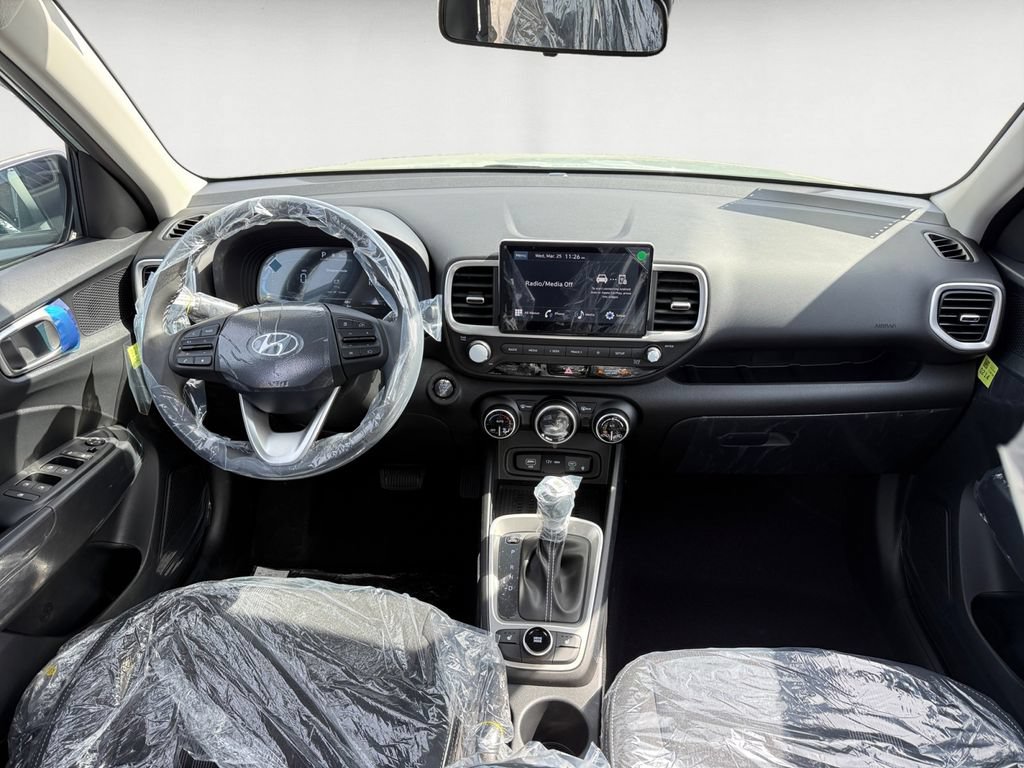 New 2026 Hyundai Venue SEL FWD image 10
