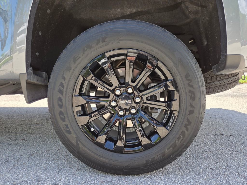 Used 2022 GMC Canyon Elevation image 15