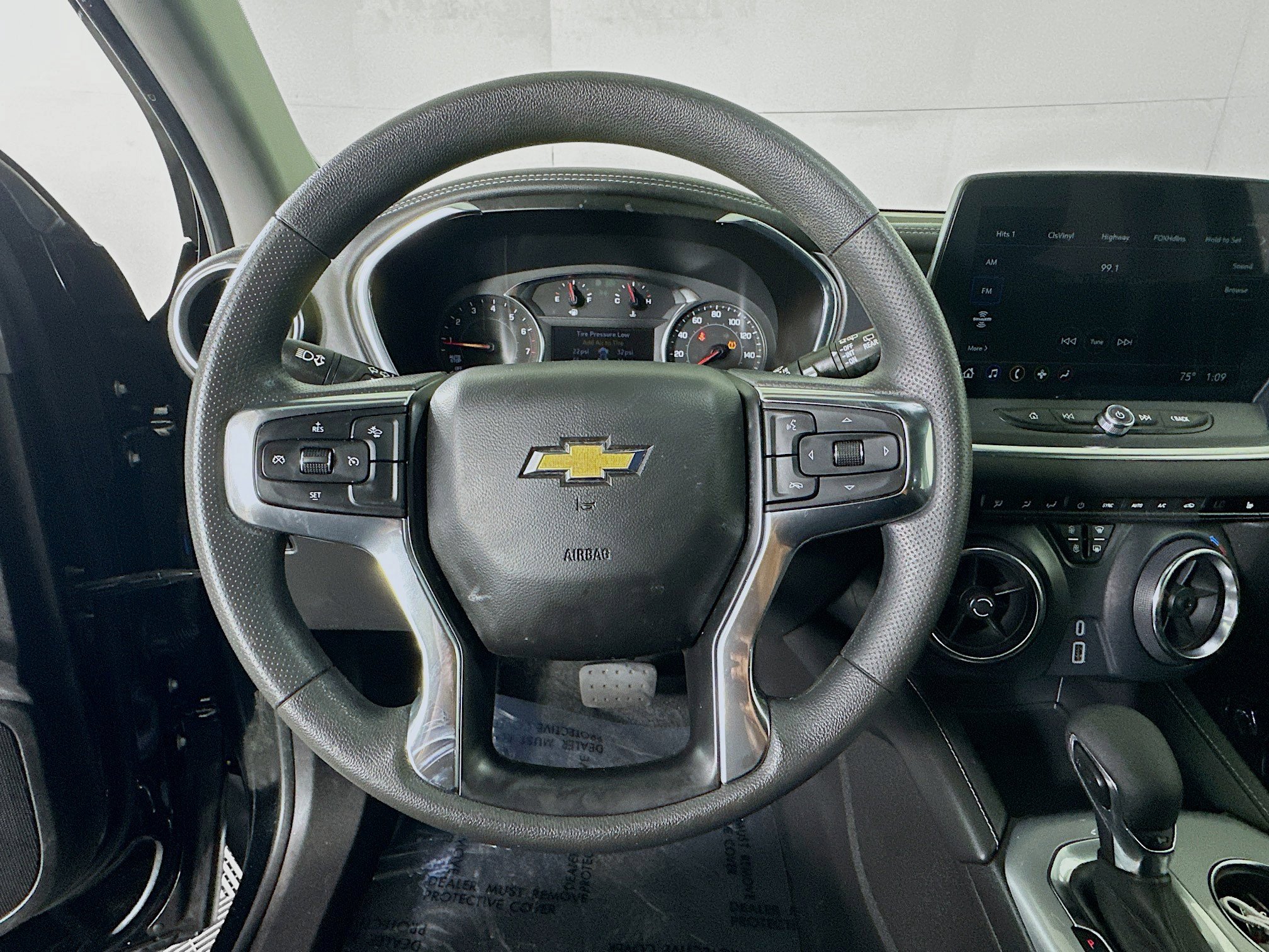 Used 2024 Chevrolet Blazer LT w/ Driver Confidence Package image 15