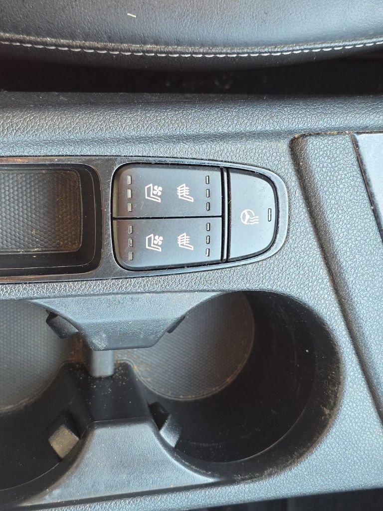 Used 2019 Kia Niro Touring image 32