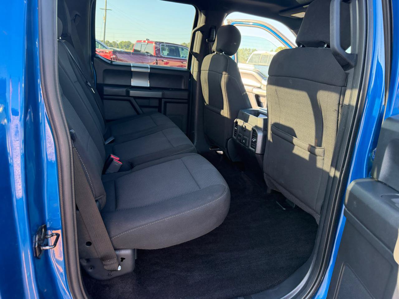 Used 2017 Ford F150 XLT w/ Equipment Group 302A Luxury AWD/4WD image 16