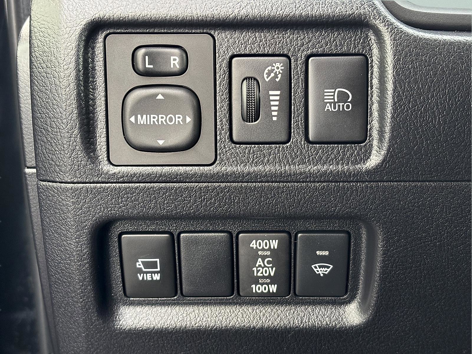 Used 2024 Toyota 4Runner TRD Off-Road Premium w/ Off Road Premium Plus Package image 17