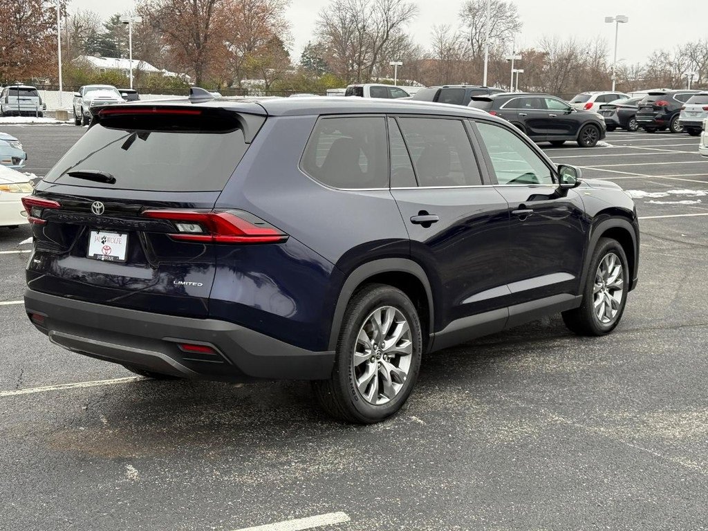 Certified 2025 Toyota Grand Highlander Limited image 3