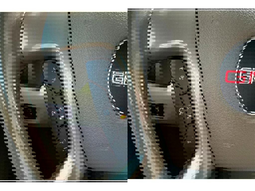 Used 2013 GMC Sierra 3500 SLT image 19