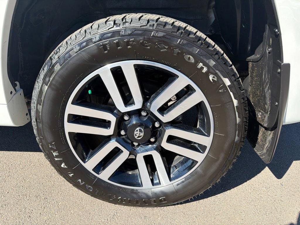 Used 2023 Toyota 4Runner Limited AWD/4WD image 34