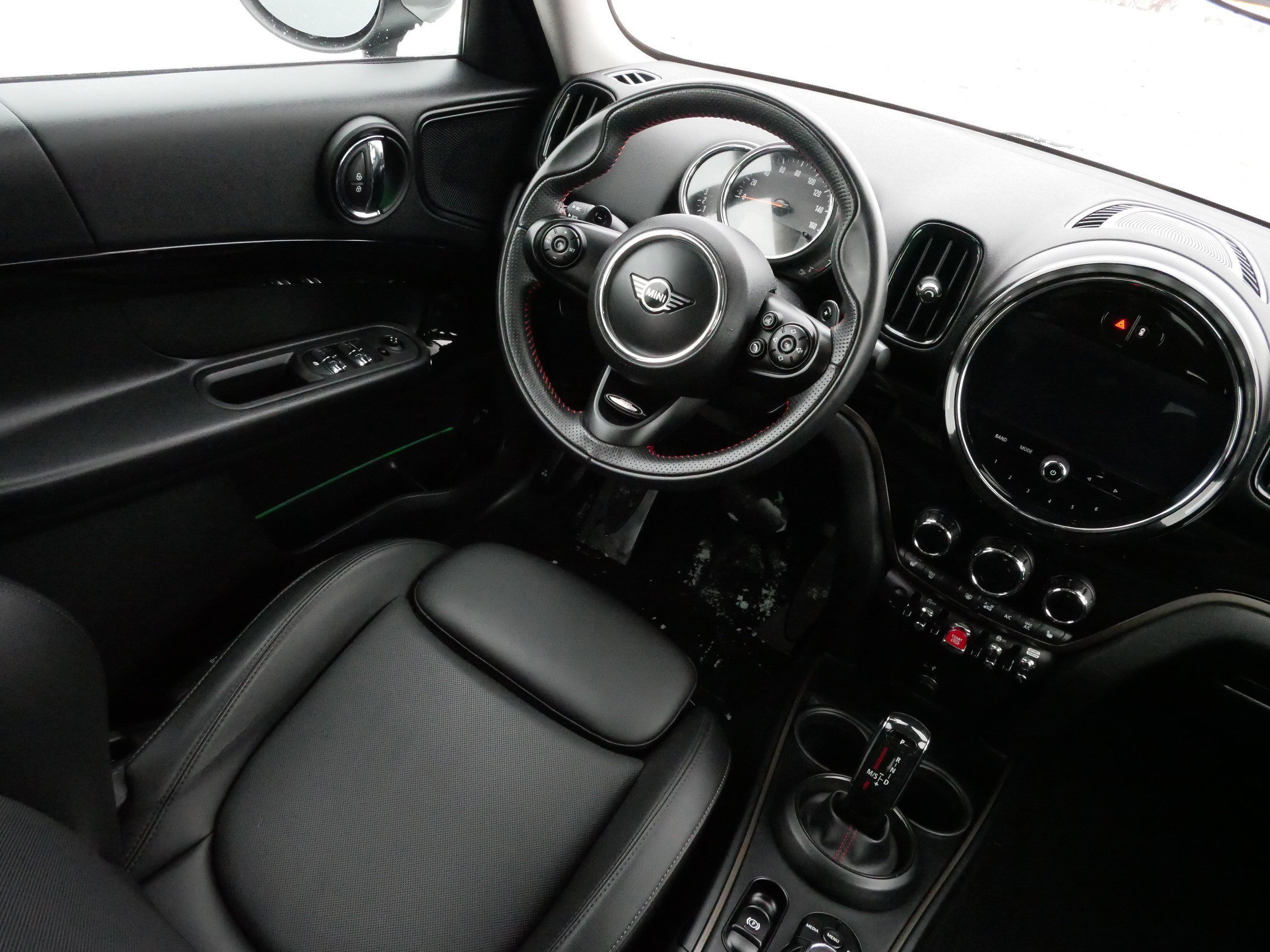 Used 2021 MINI Cooper Countryman S w/ Storage Package image 9