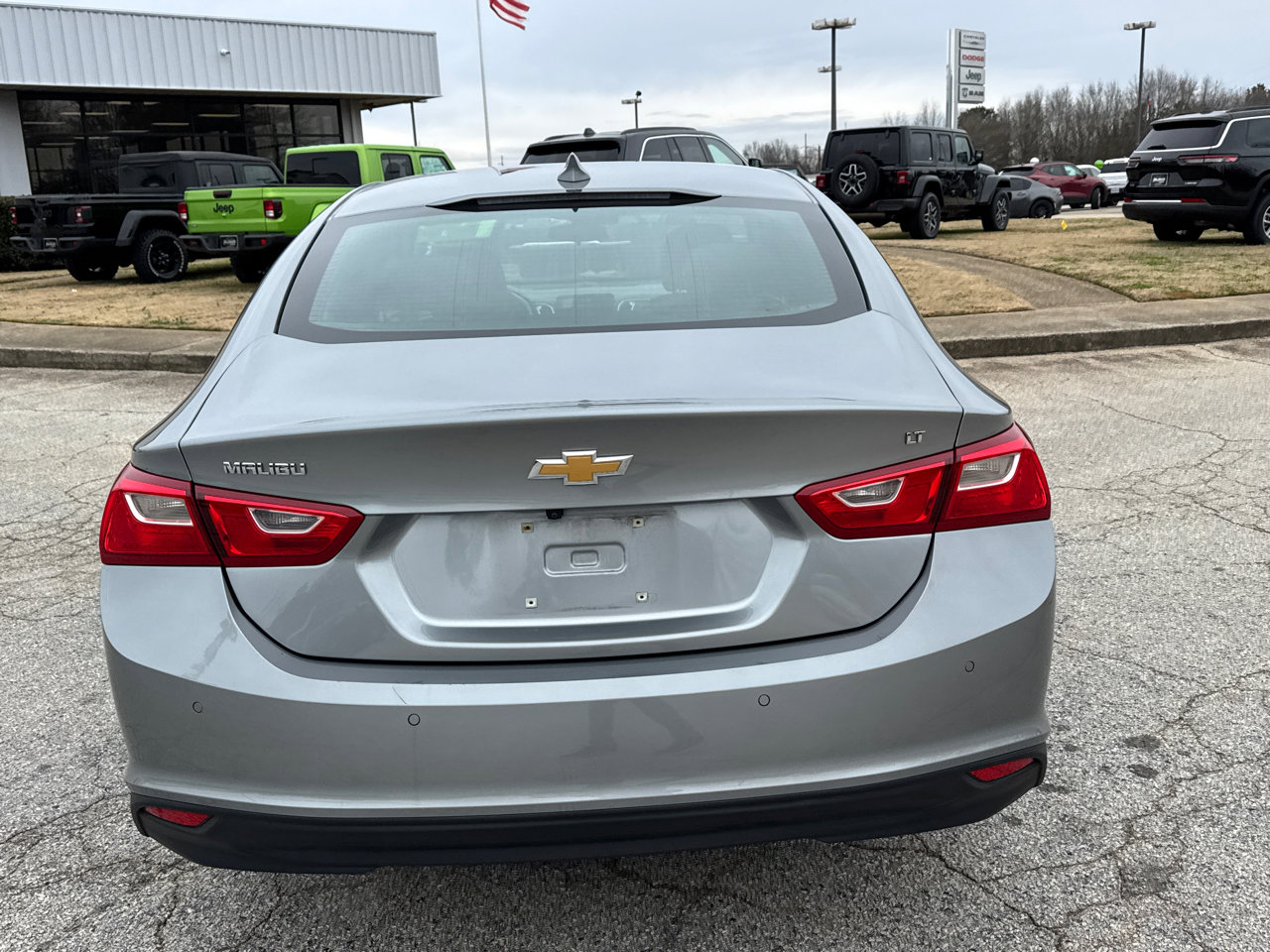 Used 2025 Chevrolet Malibu LT image 6