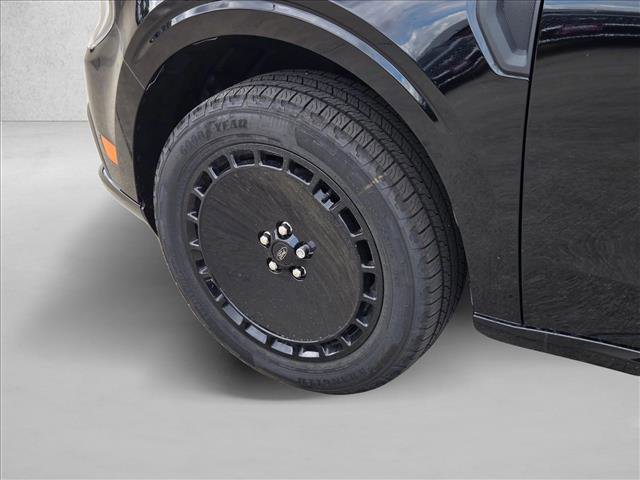 New 2025 Ford Maverick Lobo AWD/4WD image 10