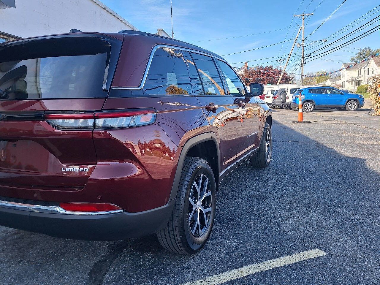 New 2025 Jeep Grand Cherokee Limited image 7