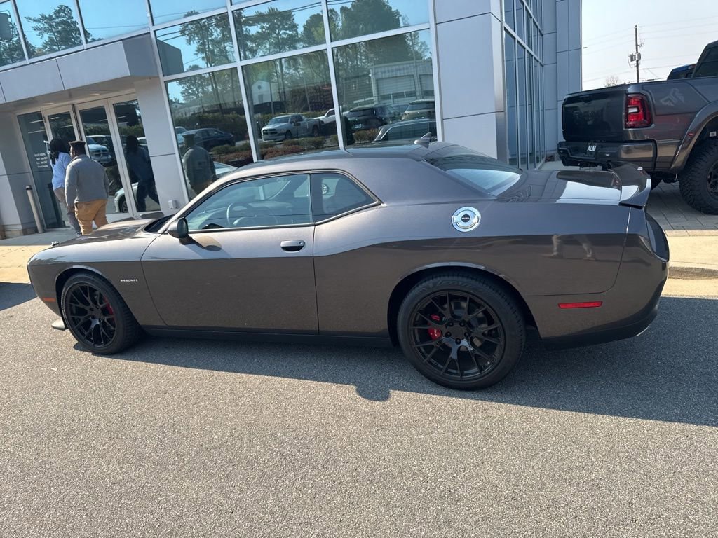 Used 2021 Dodge Challenger R/T image 9