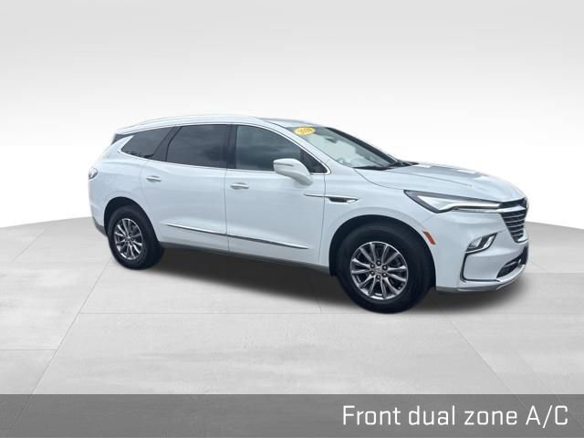 Used 2024 Buick Enclave Premium image 25