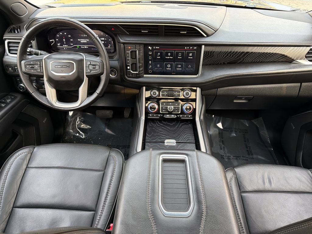 Used 2022 GMC Yukon XL Denali w/ Denali Ultimate Package image 24