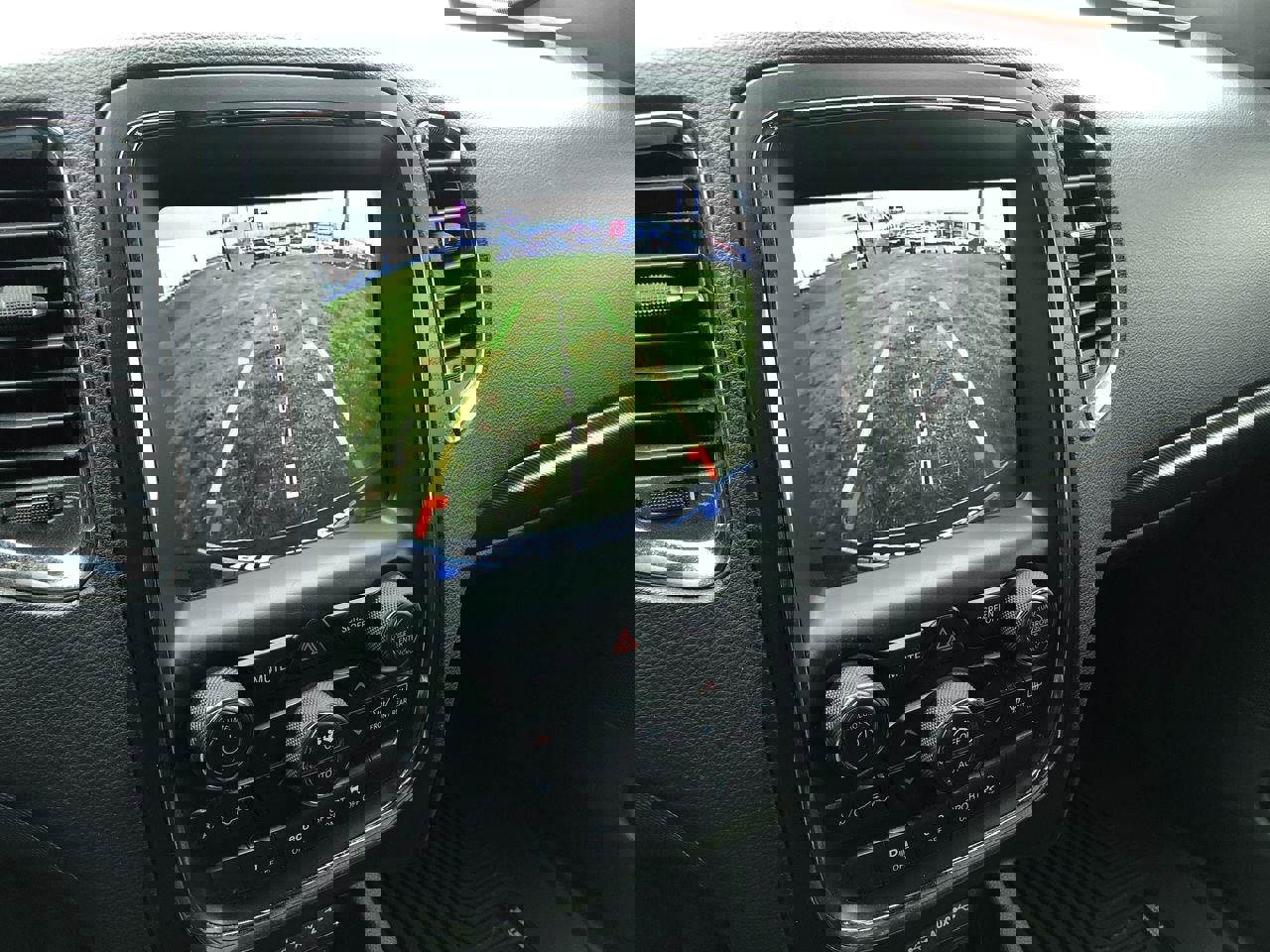 Used 2018 Dodge Durango R/T image 30