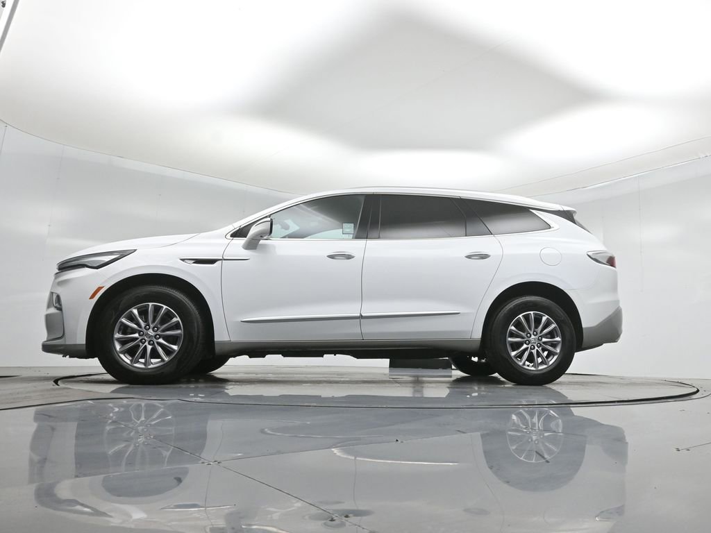 Used 2024 Buick Enclave Premium image 55