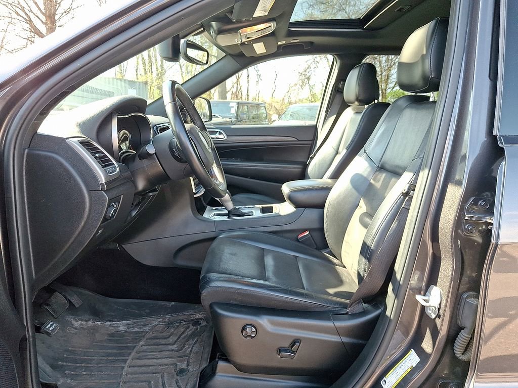 Used 2019 Jeep Grand Cherokee Altitude image 11
