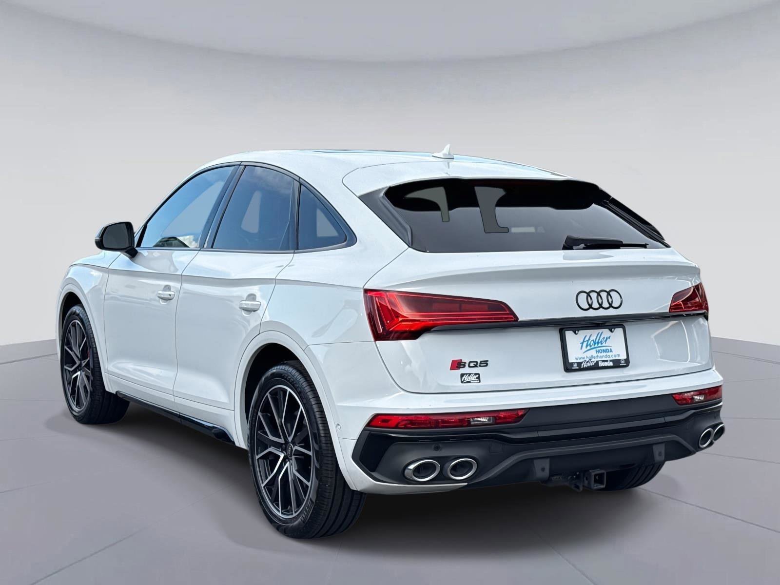 Used 2023 Audi SQ5 Prestige w/ Prestige Package image 6