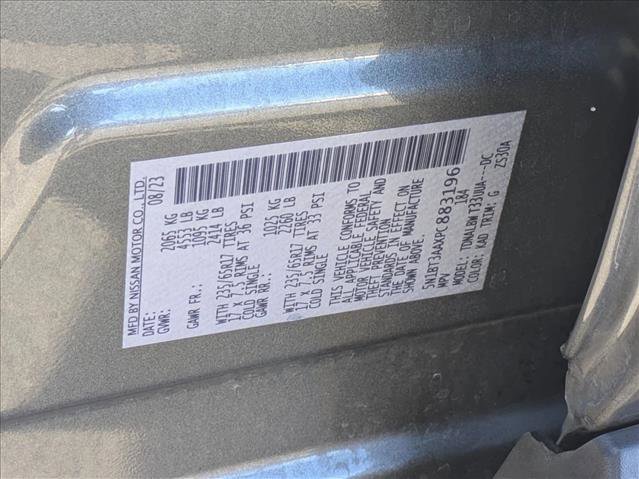 Used 2023 Nissan Rogue S image 24