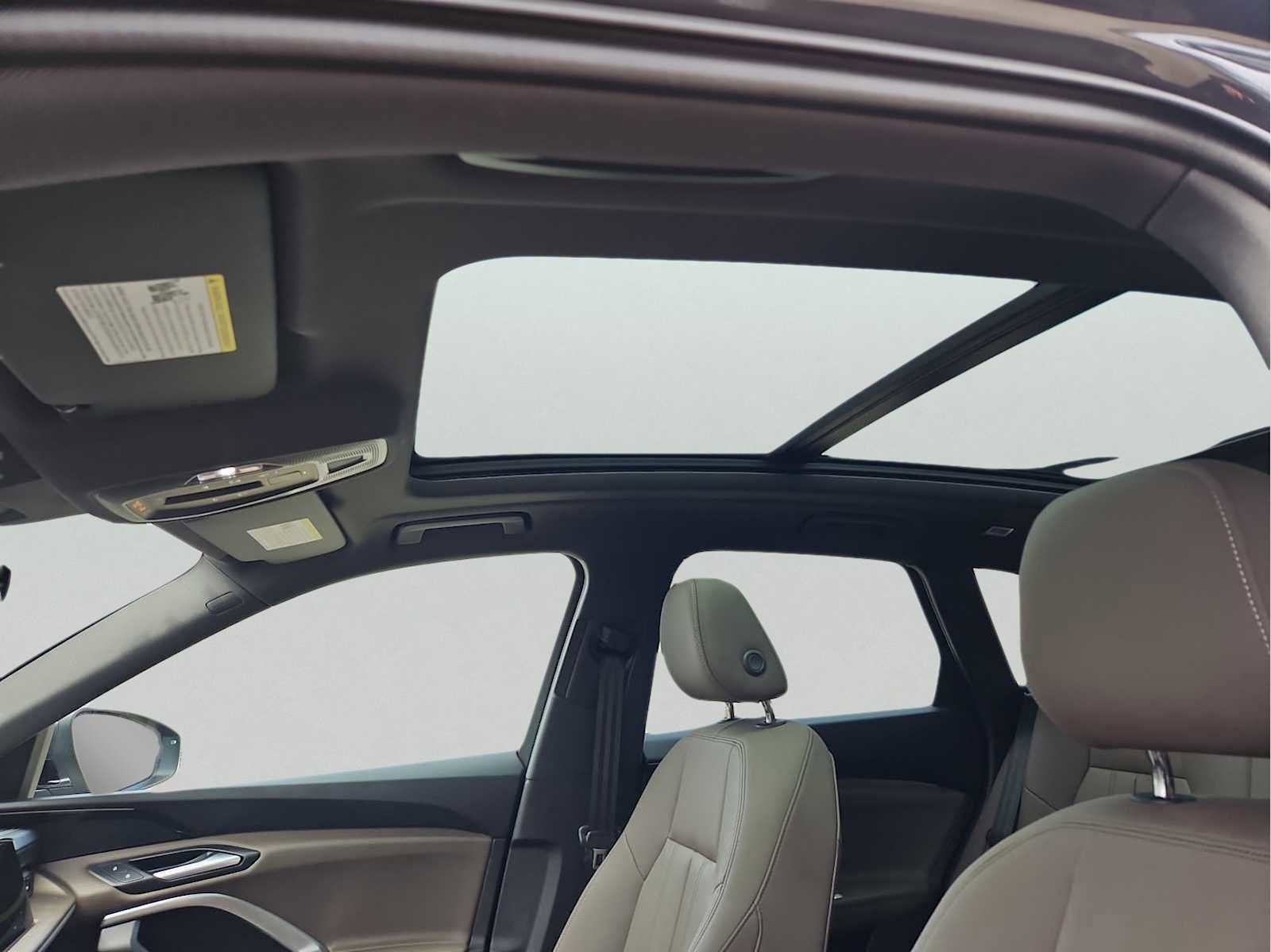 Certified 2025 Audi Q5 Premium w/ Convenience Package image 16