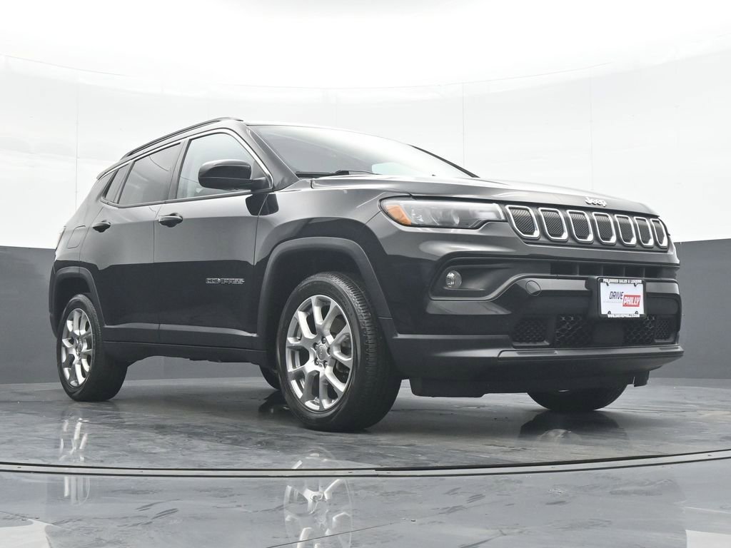Used 2022 Jeep Compass Latitude w/ Sun and Sound Group image 33