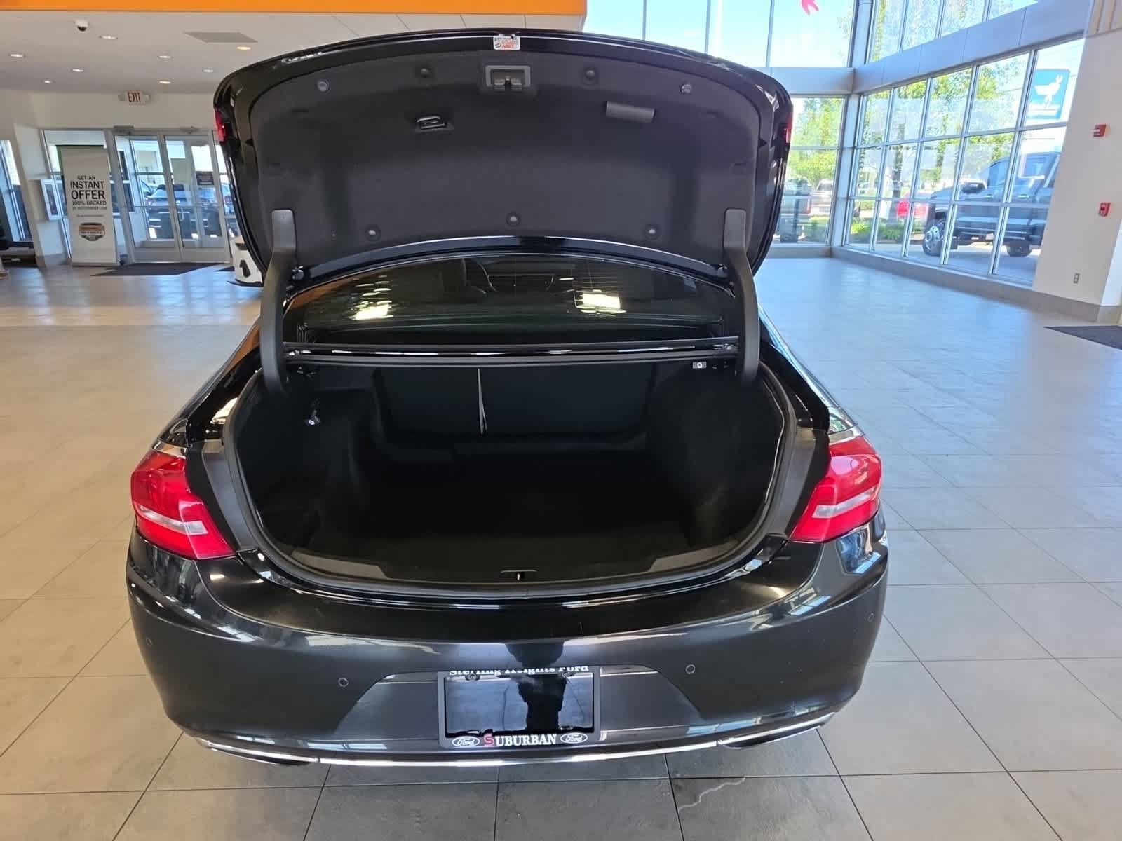 Used 2018 Buick LaCrosse Premium w/ Driver Confidence Package #2 FWD image 10
