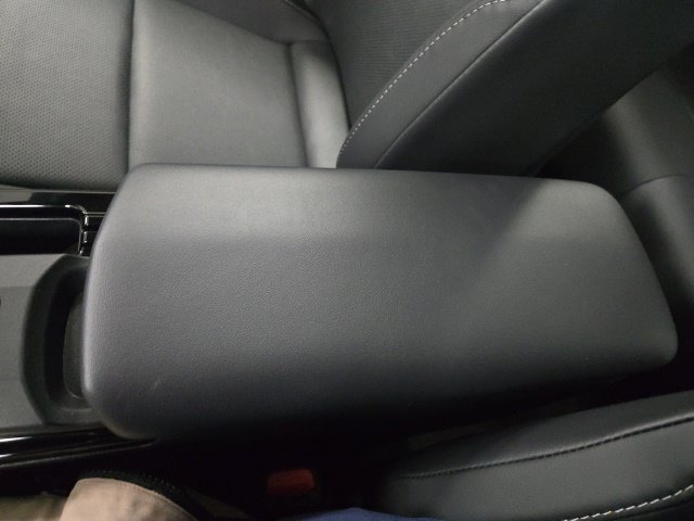 New 2027 Toyota Prius Plug-In Hybrid FWD image 28