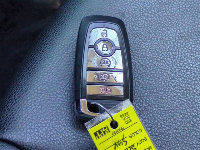 Certified 2023 Lincoln Nautilus AWD image 26