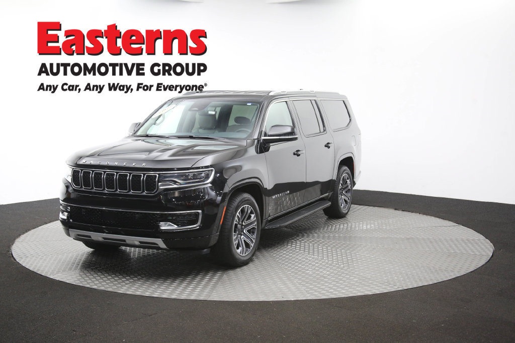Used 2024 Jeep Wagoneer L Series II RWD image 63